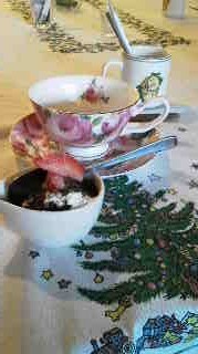 アンデス館クリスマスサプライズケーキとコーヒーP1002203.jpg